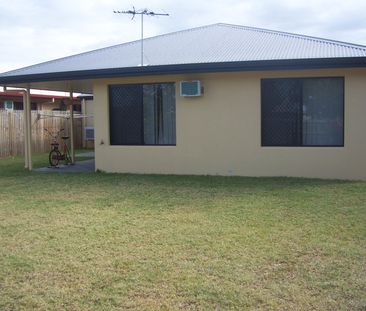 3 BEDROOM FAMILY HOME IN KIRWAN - Photo 5