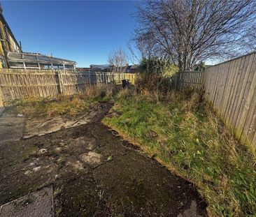 3 bedroom semi-detached house to rent - Photo 6