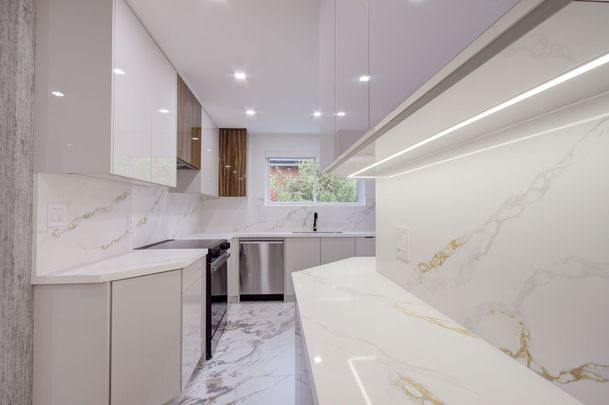 For Lease - 95 South Bend Road Unit# Upper Unit, Hamilton, Ontario - Photo 1