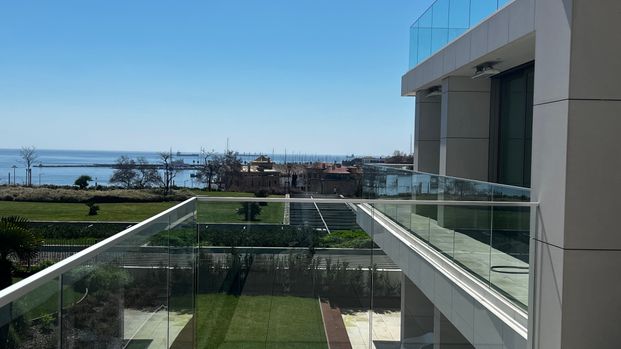 Apartamento T2 Novo com vista de mar em condomínio de luxo no Centro de Cascais - Photo 1
