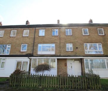 Wellbury Terrace, Leverstock Green, Hemel Hempstead, HP2 4NX, Herts - Photo 6