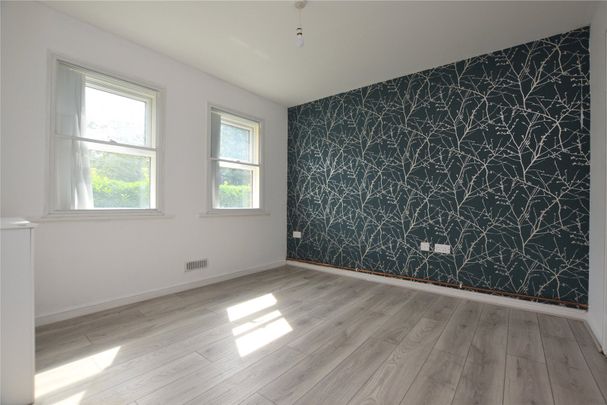 16, Whitehall Croft, Leeds, LS12 5NJ - Photo 1