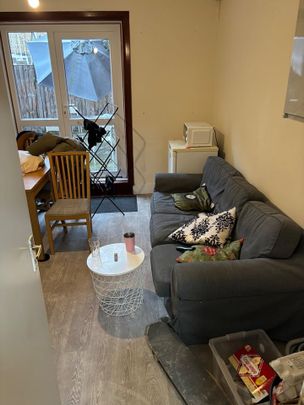 Room in a Shared House, Boundaries Road, SW12 - Photo 1