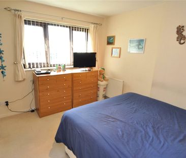 Summerwood, CH61 4YL, Irby - Photo 3