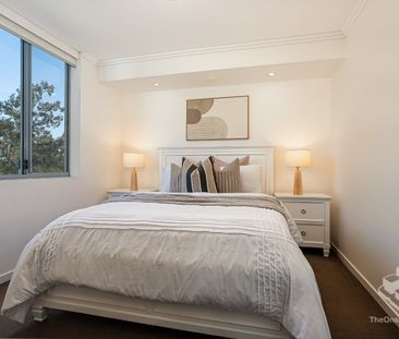 Furnished 2 Bed Apartment | Huge Balcony | Walk to UQ - Photo 3
