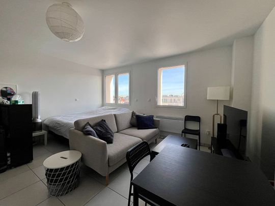 STUDIO 34 m² - HYPER CENTRE REIMS - Photo 1