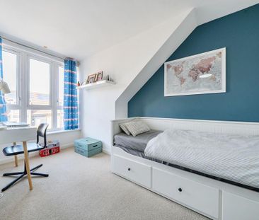 4 bedroom terraced house to rent - Photo 6