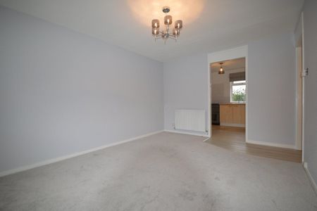 Paynes Hill, SALISBURY - Photo 3