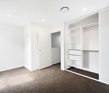 Discover modern living at its finest with this brand-new, architect... - Photo 3