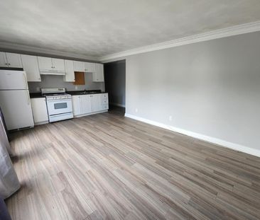 100 Marquette Avenue - 2 - Photo 2