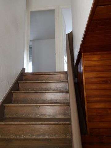 Location Maison 5 pièces 110m² ST PIERRE DE BOEUF 42520 - Photo 3