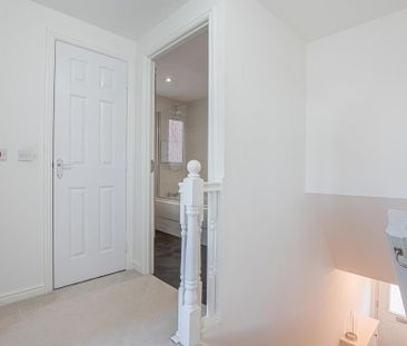 3 bedroom detached house to rent - Photo 4