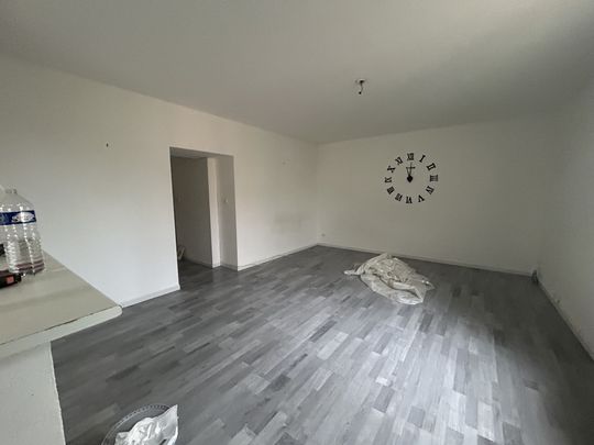 CONGENIES Appartement T3 de 62,77m² au 1er étage - Photo 1