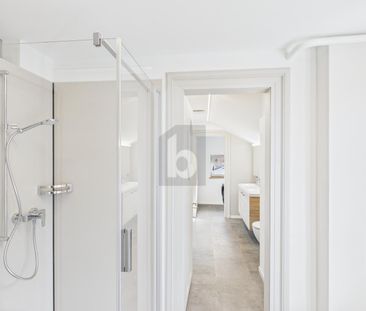 GENEROUS AND NEWLY RENOVATED - Photo 5