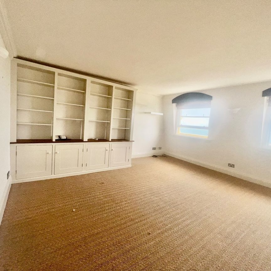 3 Bed Flat, Brunswick Terrace, BN3 - Photo 1