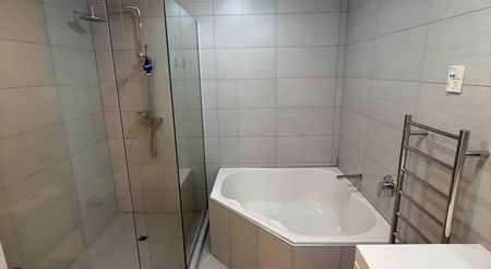 Newly Renovated - Photo 4