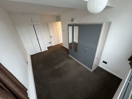 Spacious and Smart Two Double Bedroom Apartment for Rent in London, SW1V - Photo 3