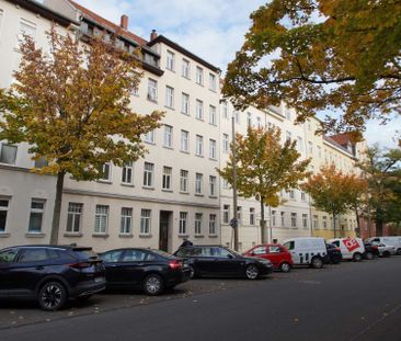 Auf Wunsch auch renoviert: 3 Raumwohnung mit Balkon in toller Wohnl... - Photo 5