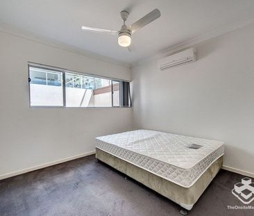 Spacious corner two bedroom unit with huge balcony - Photo 4