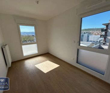 Appartement à louer 4 pièces 79.43m² - Photo 3