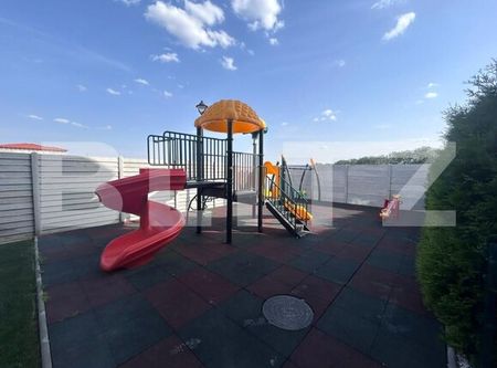 Apartament cu 2 camere, decomandat, cartier Damila - Fotografie 2