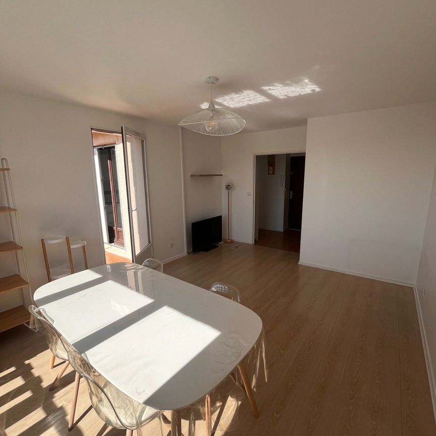 Location Appartement 2 pièces 52m² LYON 9ème - Photo 1
