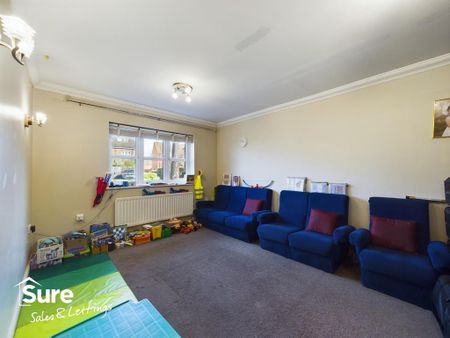 3 bedroom terraced house to rent - Photo 5