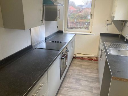 2 bedroom apartment to rent - Photo 4