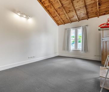 Character and Charm in Freemans Bay - Photo 3