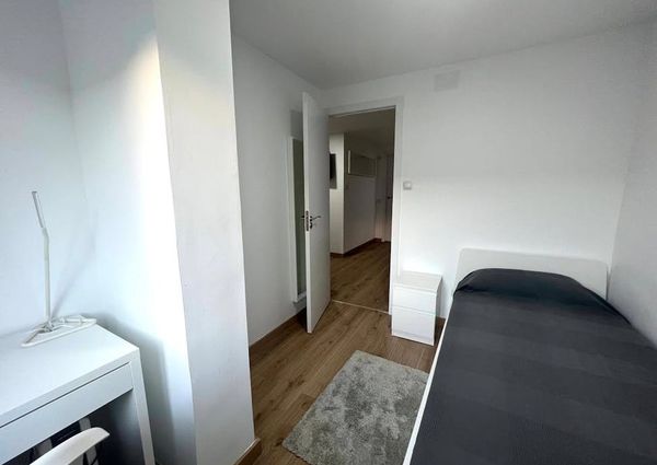 Calle Jiménez e Iglesias, Getafe, Community of Madrid 28903