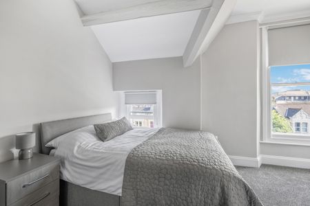 31 Connaught Avenue - Photo 2