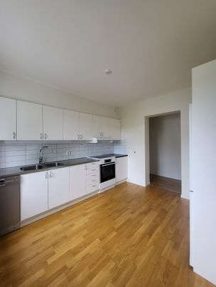 Tomtegatan 7 - Photo 1