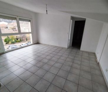 Location appartement 2 pièces - 46m² à Cavaillon (84300) - Photo 4
