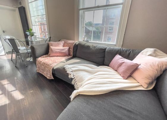 1 bedroom in a house share to rent - Photo 1