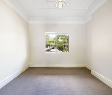 136 Cardigan Street - Photo 6