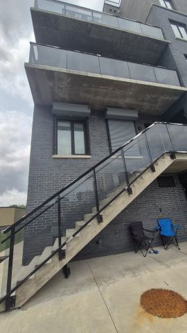293 Viewmount Avenue condo — Toronto, ON (3-Bedroom) - 3 Bedroom - Photo 4