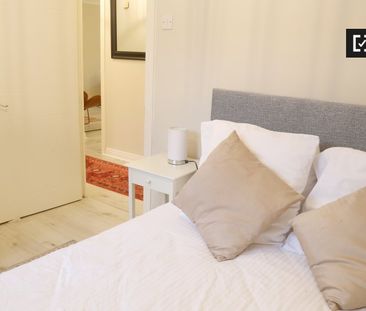 Stylish 2-bedroom flatshare in North Inner City, Dublin - Photo 6