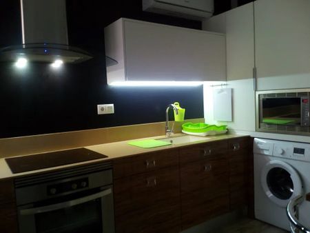 Carrer Vall de Laguar, Valencia, Valencian Community 46009 - Photo 2