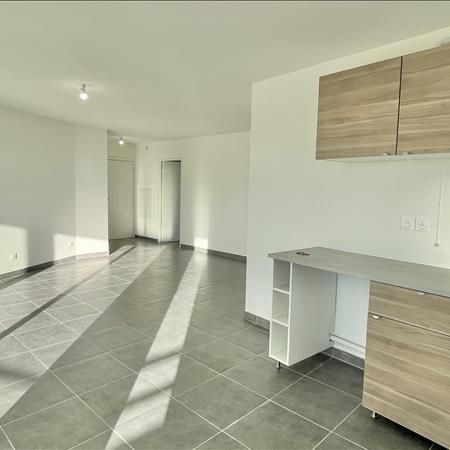 4 pièces - 78,25 m² - 4ème étage - Colocation non autorisée - Photo 1