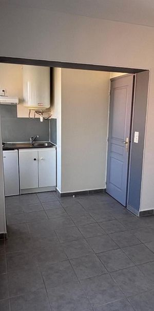 Location Appartement 1 pièce 18m² CLERMONT FERRAND 63000 - Photo 1