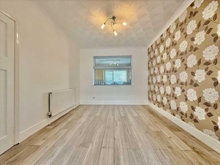2 bedroom bungalow to rent - Photo 2
