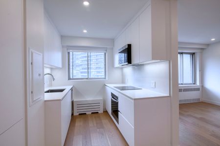 3555 Cote-des-Neiges Road - Photo 4