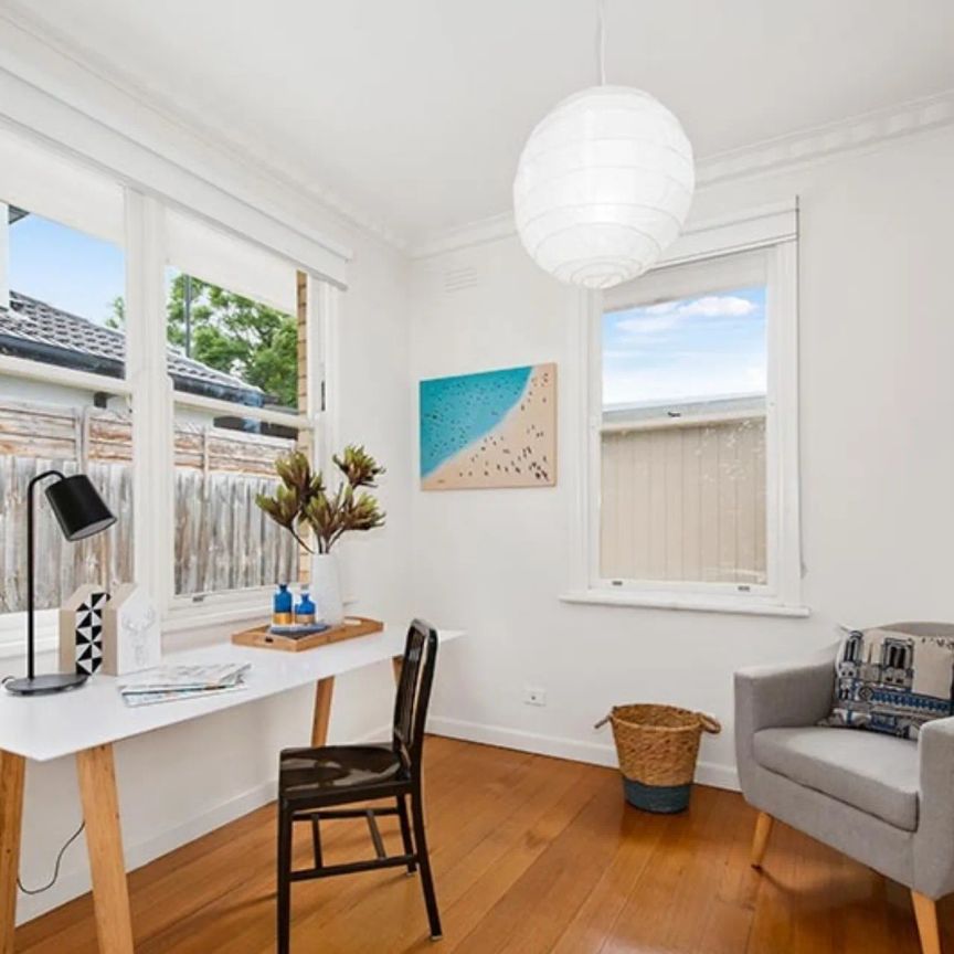 3 BEDROOMS PLUS A BUNGALOW | FAMILY WARMTH AND COMFORT! - Photo 1