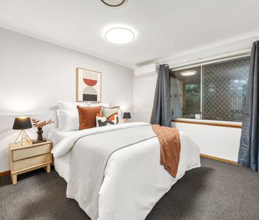 $600 Shopaholics Delight!!! - Photo 2