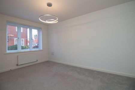 Alexander Road, Keynsham, Bristol - Photo 2