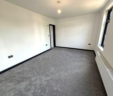 3 bedroom detached house to rent - Photo 5