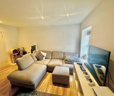 Back Dragon Parade, Harrogate - Photo 2