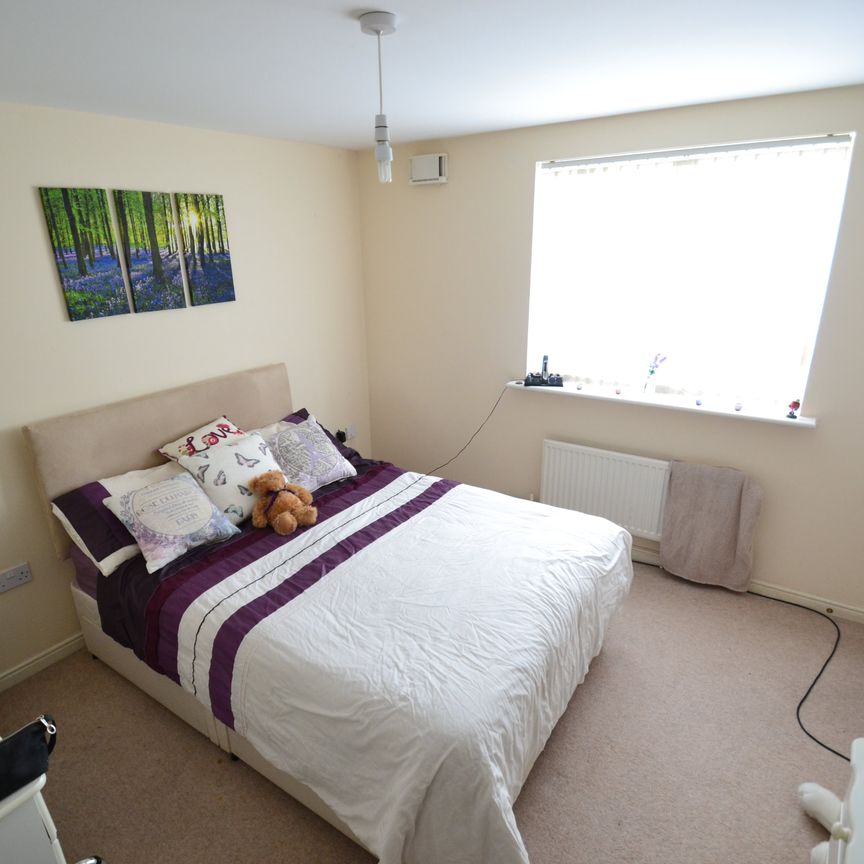 2 bed flat to rent in The Fairways, Golden Mile View, NP20 - Photo 1