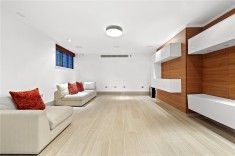 Willow House, NW11, London - Photo 1