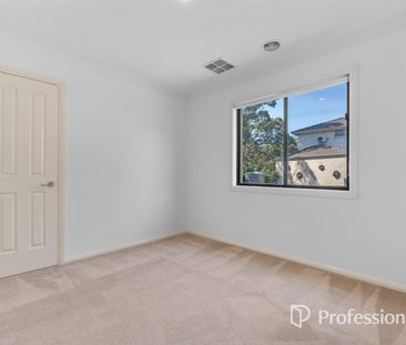 A Family Oasis In Sandbelt Country - Photo 5